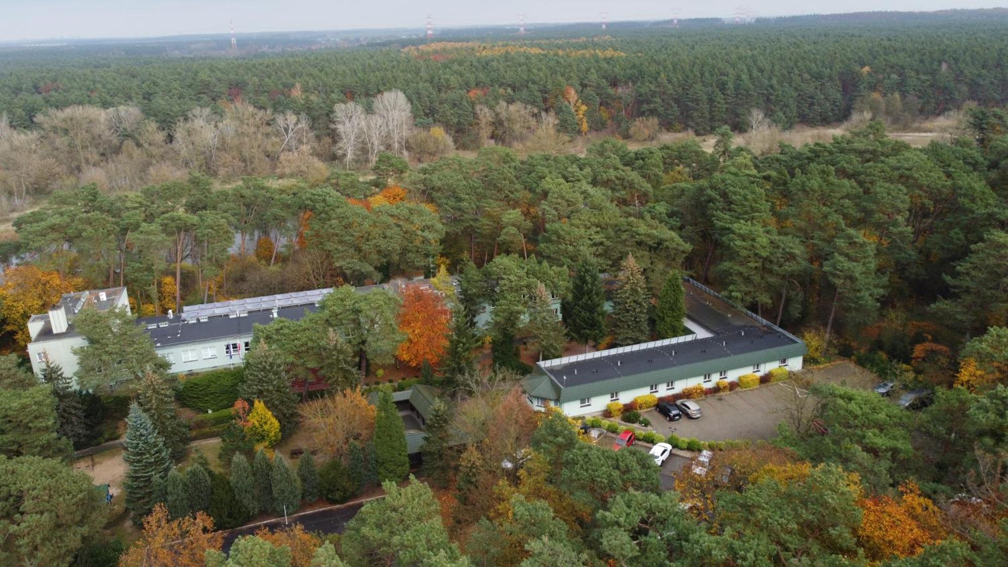 Lesny Osrodek Szkoleniowy W Puszczykowie Puszczykowo Exterior photo