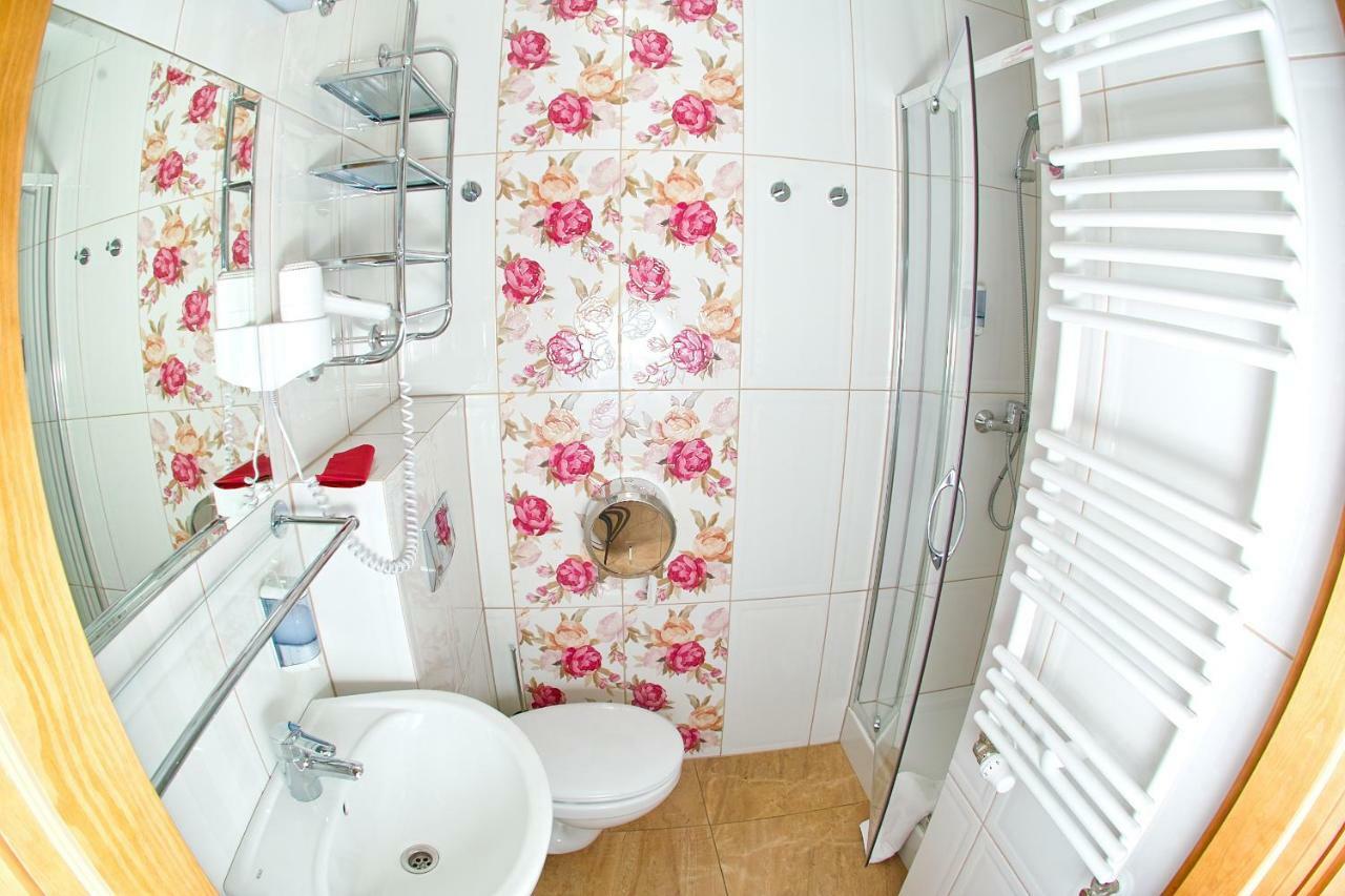 Lesny Osrodek Szkoleniowy W Puszczykowie Puszczykowo Exterior photo